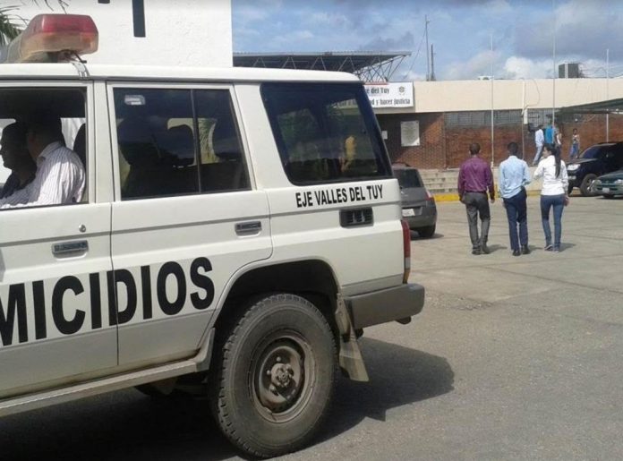 Funcionarios de la Policía Municipal de Cristóbal Rojas, Policía Nacional Bolivariana y Cicpc adelantan las investigaciones para esclarecer el hecho l Foto: archivo