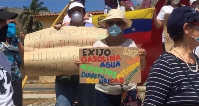 Habitantes de Margarita reclaman por colapso de servicios públicos. Foto cortesía.